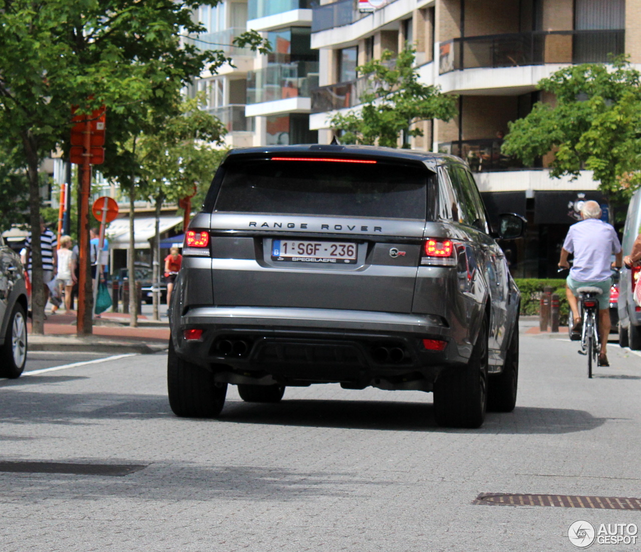 Land Rover Range Rover Sport SVR