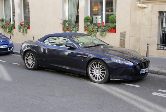 Aston Martin DB9 Volante