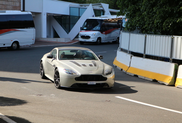 Aston Martin V12 Vantage S