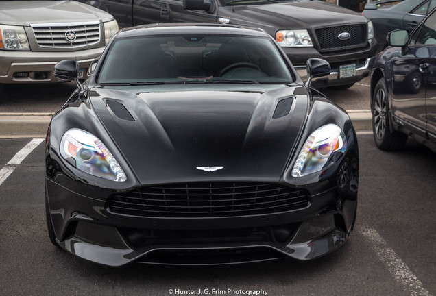 Aston Martin Vanquish 2013