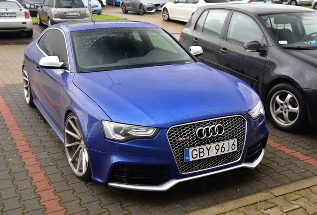 Audi RS5 B8 2012