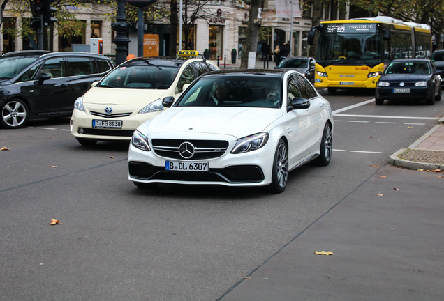 Mercedes-AMG C 63 S W205