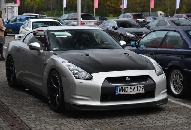 Nissan GT-R