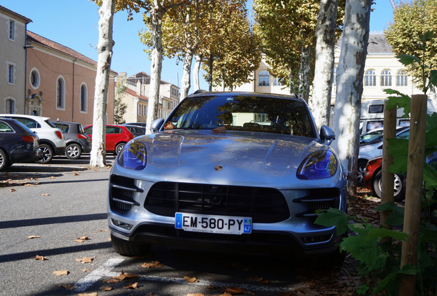 Porsche 95B Macan Turbo