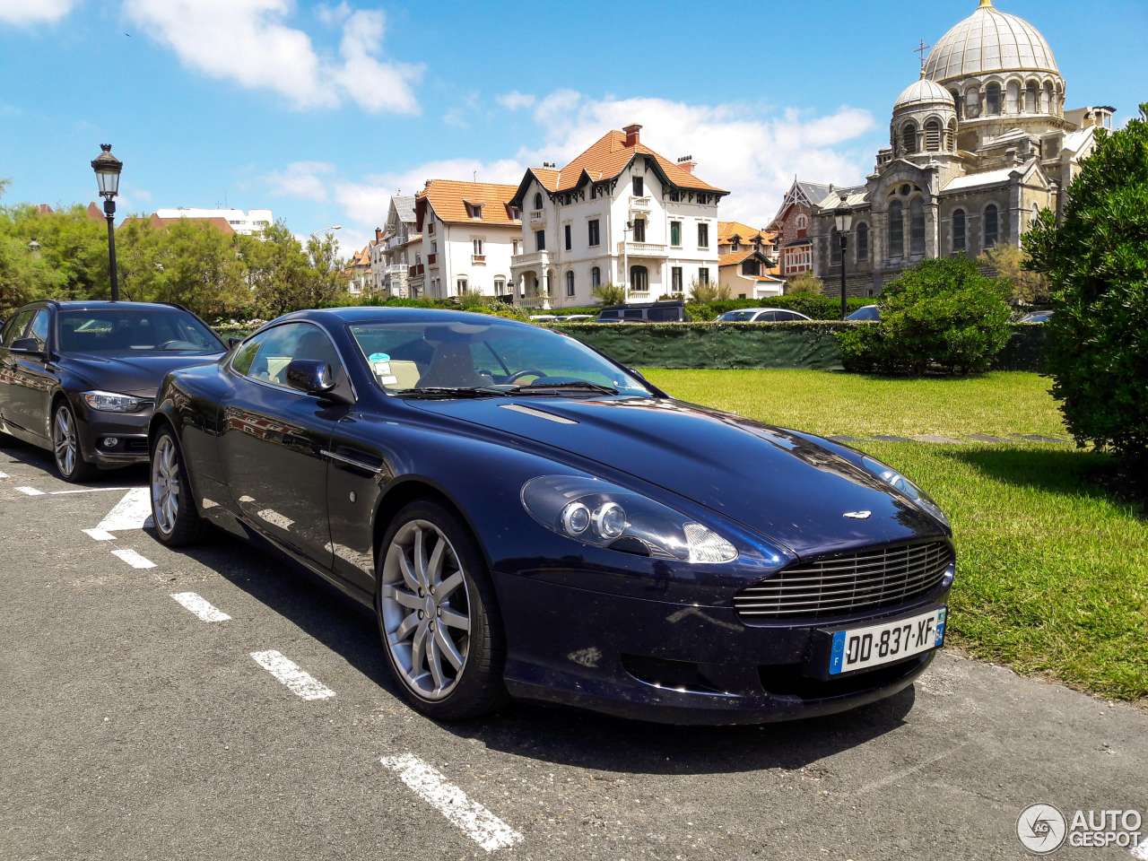 Aston Martin DB9