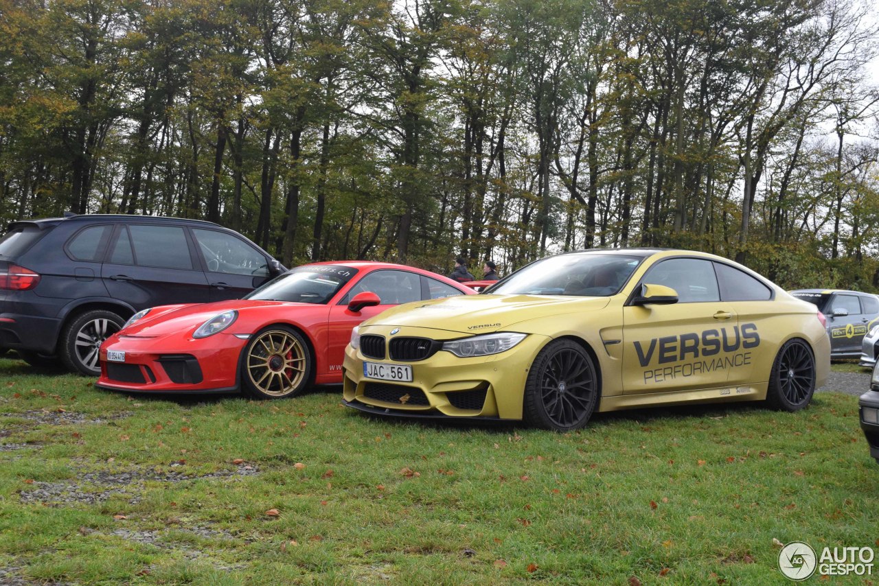 BMW M4 F82 Coupé Versus Performance