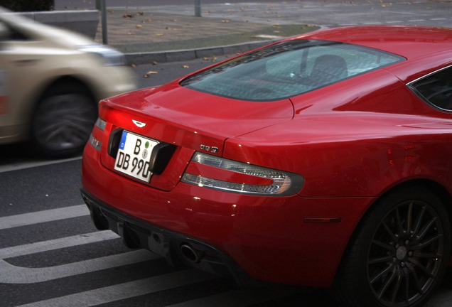 Aston Martin DB9