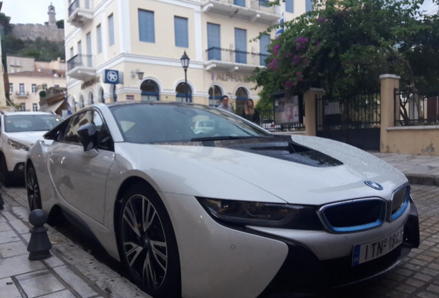 BMW i8