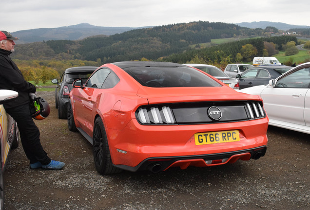 Ford Mustang GT 2015