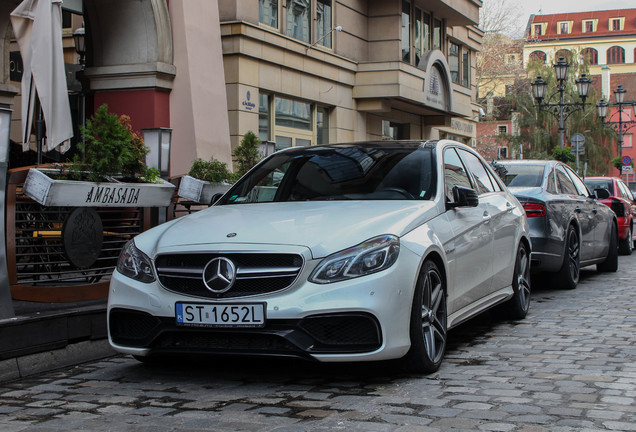 Mercedes-Benz E 63 AMG S W212