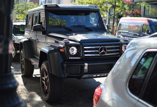 Mercedes-Benz G 550 4X4²