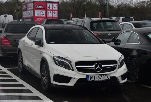 Mercedes-Benz GLA 45 AMG X156