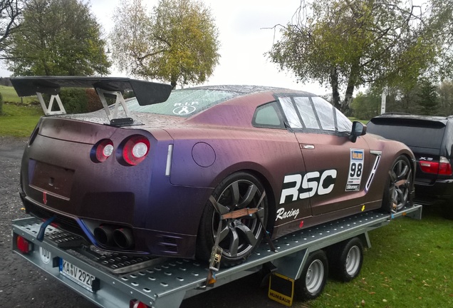 Nissan GT-R