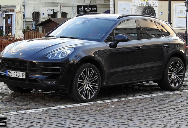 Porsche 95B Macan Turbo