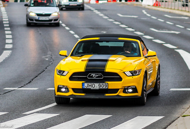 Ford Mustang GT 50th Anniversary Convertible