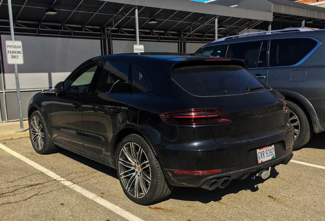 Porsche 95B Macan GTS