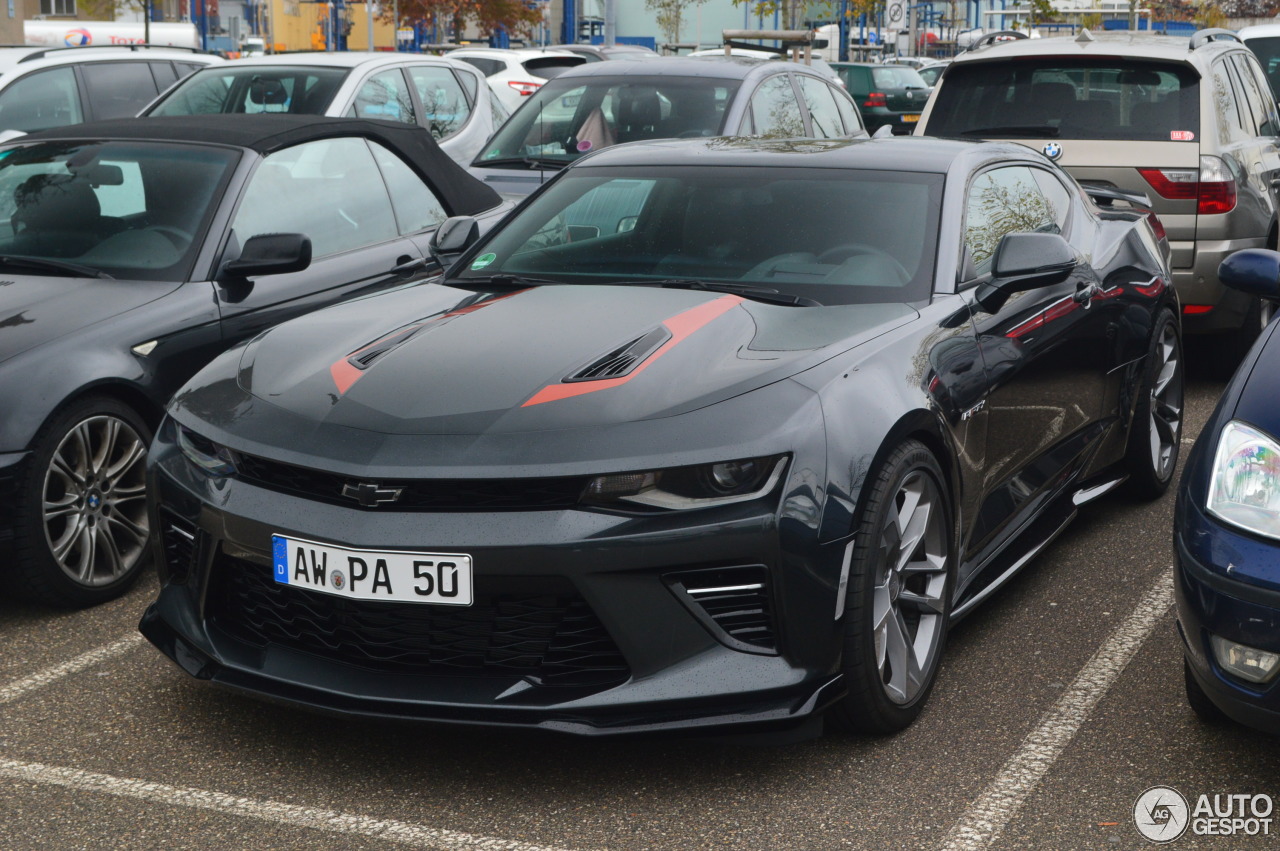 Chevrolet Camaro SS 2016 50th Anniversary