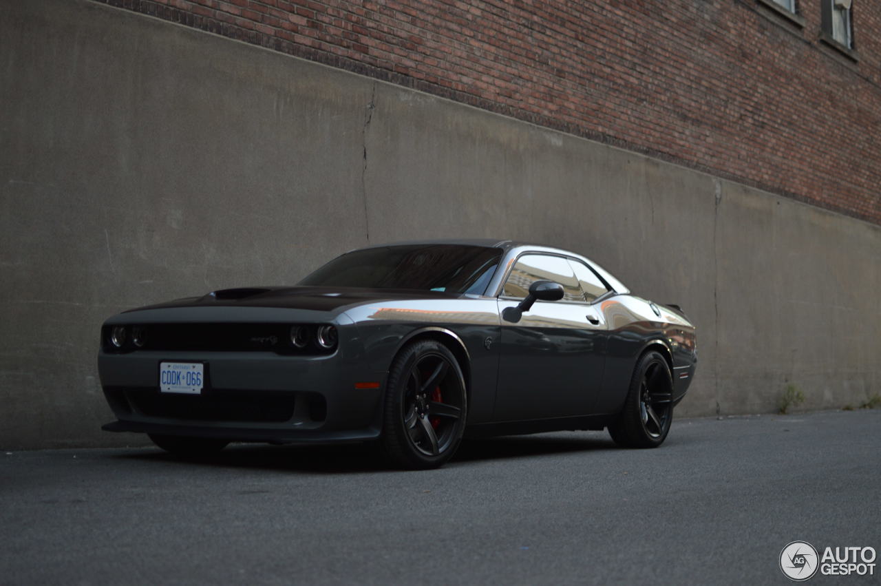 Dodge Challenger SRT Hellcat