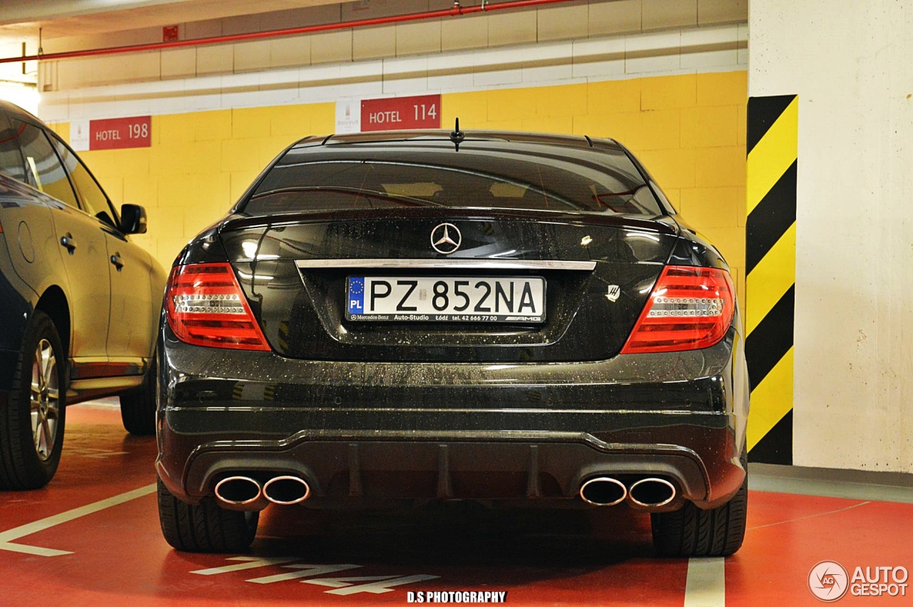 Mercedes-Benz C 63 AMG Coupé