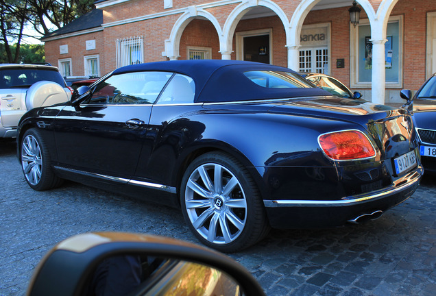 Bentley Continental GTC V8 2016