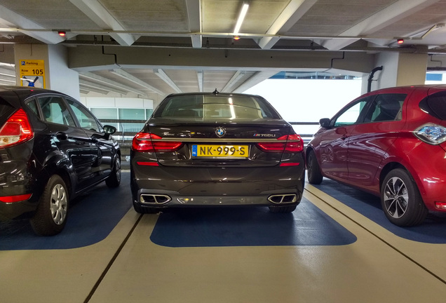 BMW M760Li xDrive