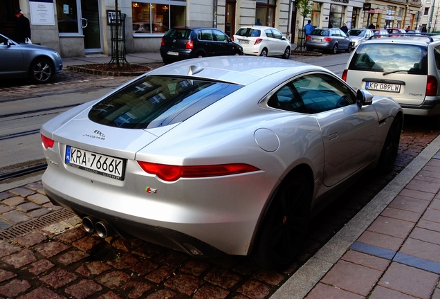 Jaguar F-TYPE S Coupé