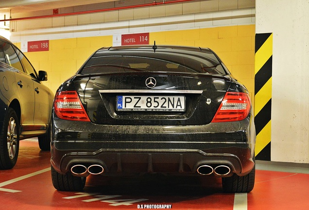 Mercedes-Benz C 63 AMG Coupé