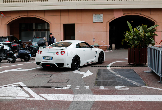 Nissan GT-R 2014