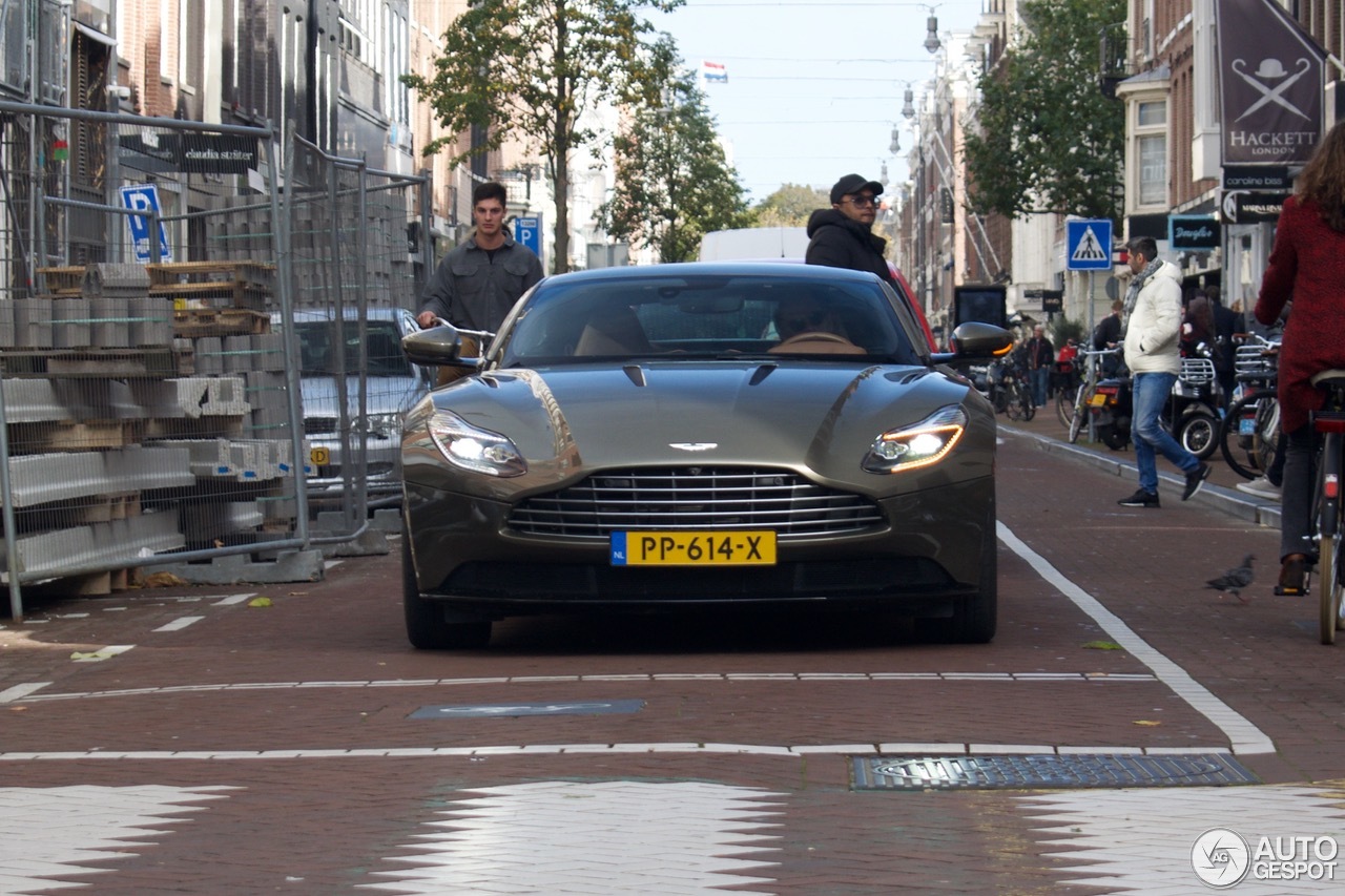 Aston Martin DB11