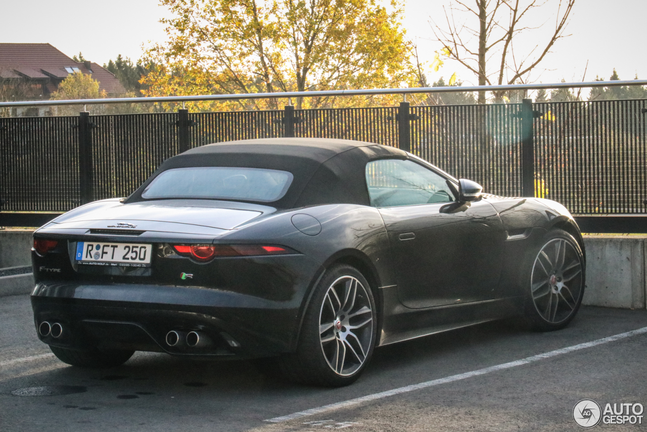 Jaguar F-TYPE R Convertible 2017