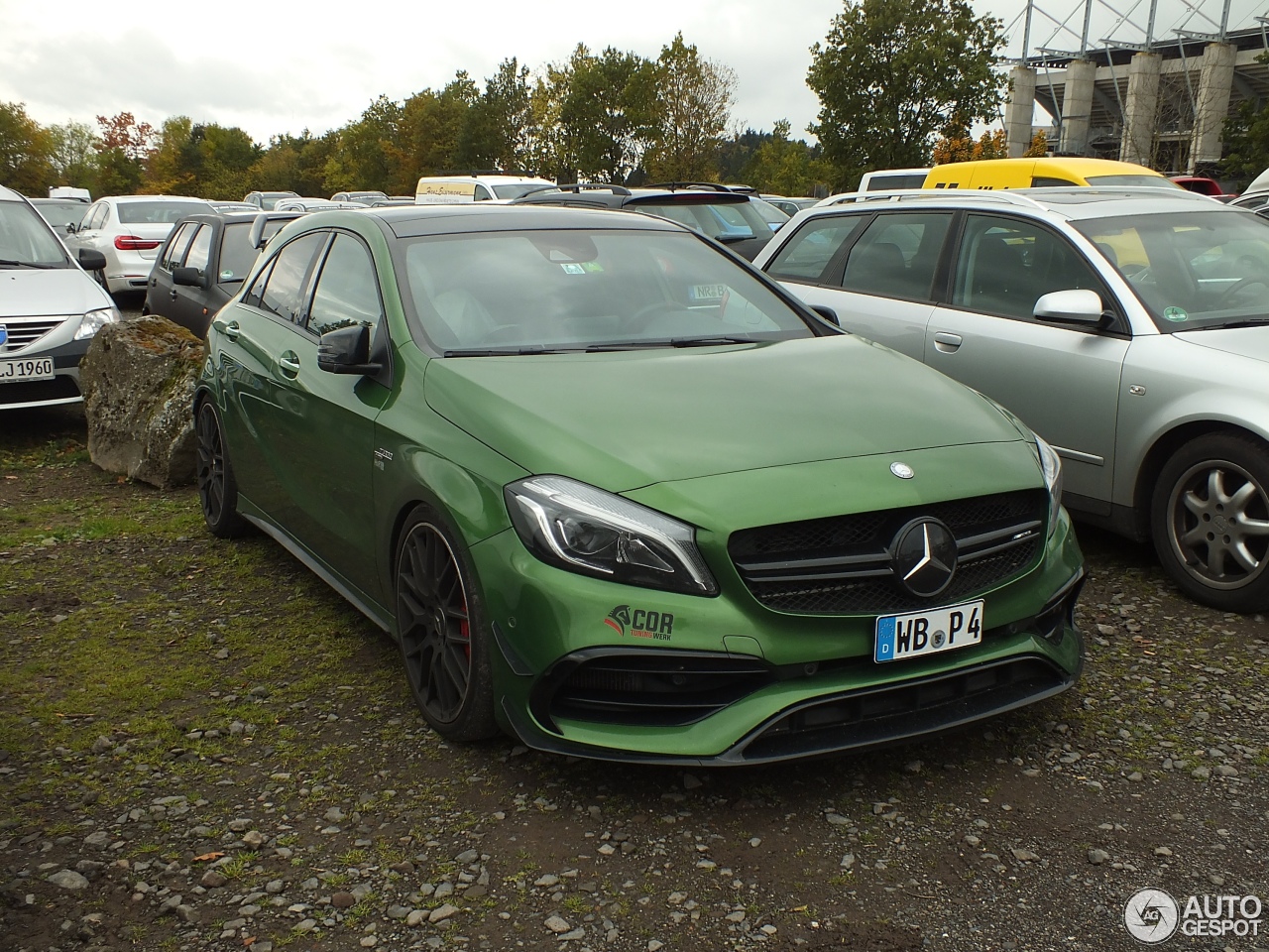 Mercedes-AMG A 45 W176 2015