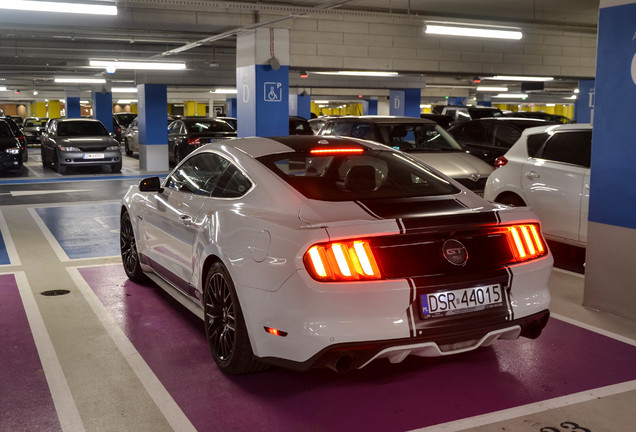 Ford Mustang GT 50th Anniversary Edition