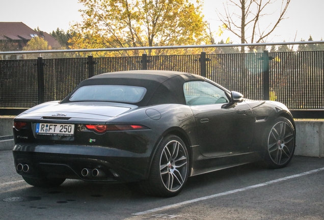 Jaguar F-TYPE R Convertible 2017