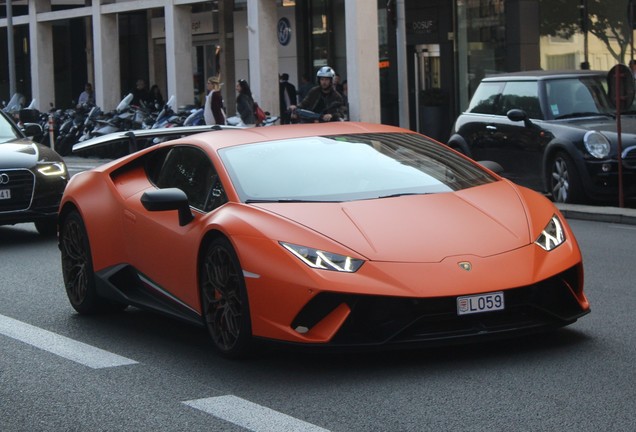 Lamborghini Huracán LP640-4 Performante