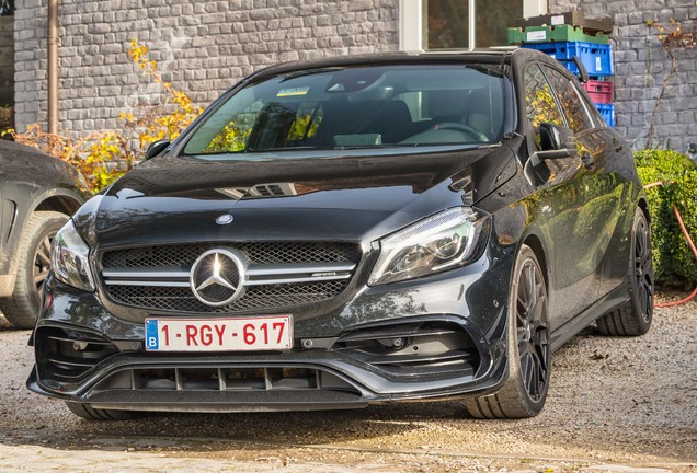 Mercedes-AMG A 45 W176 2015