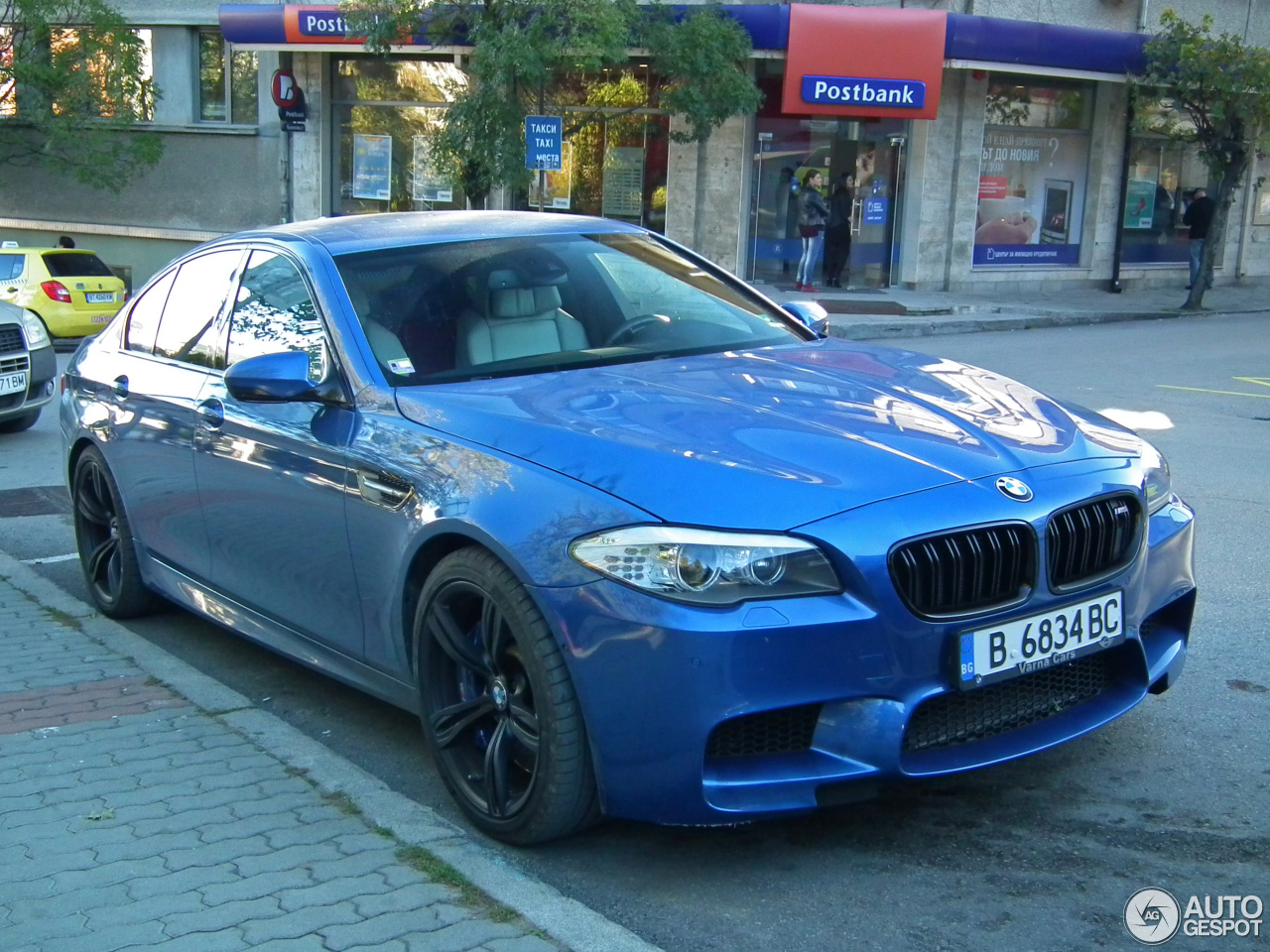 BMW M5 F10 2011