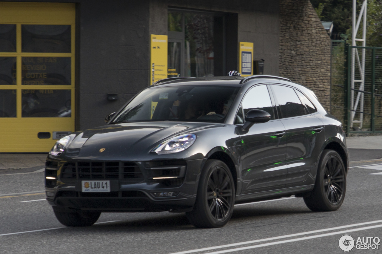 Porsche 95B Macan Turbo