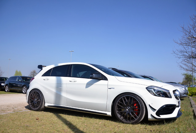 Mercedes-AMG A 45 W176 2015