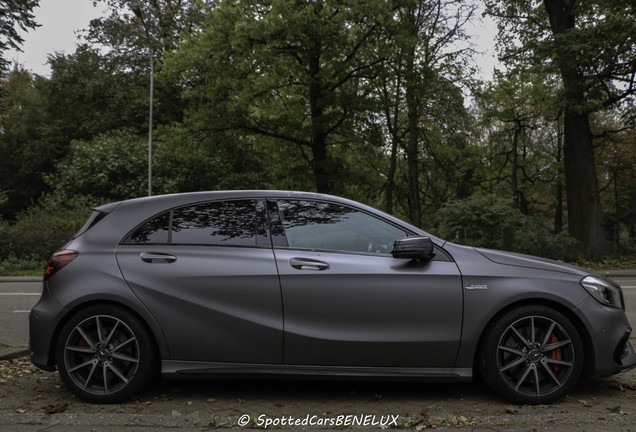 Mercedes-AMG A 45 W176 2015