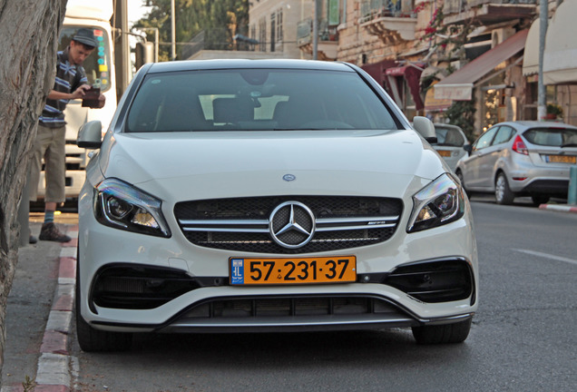 Mercedes-AMG A 45 W176 2015