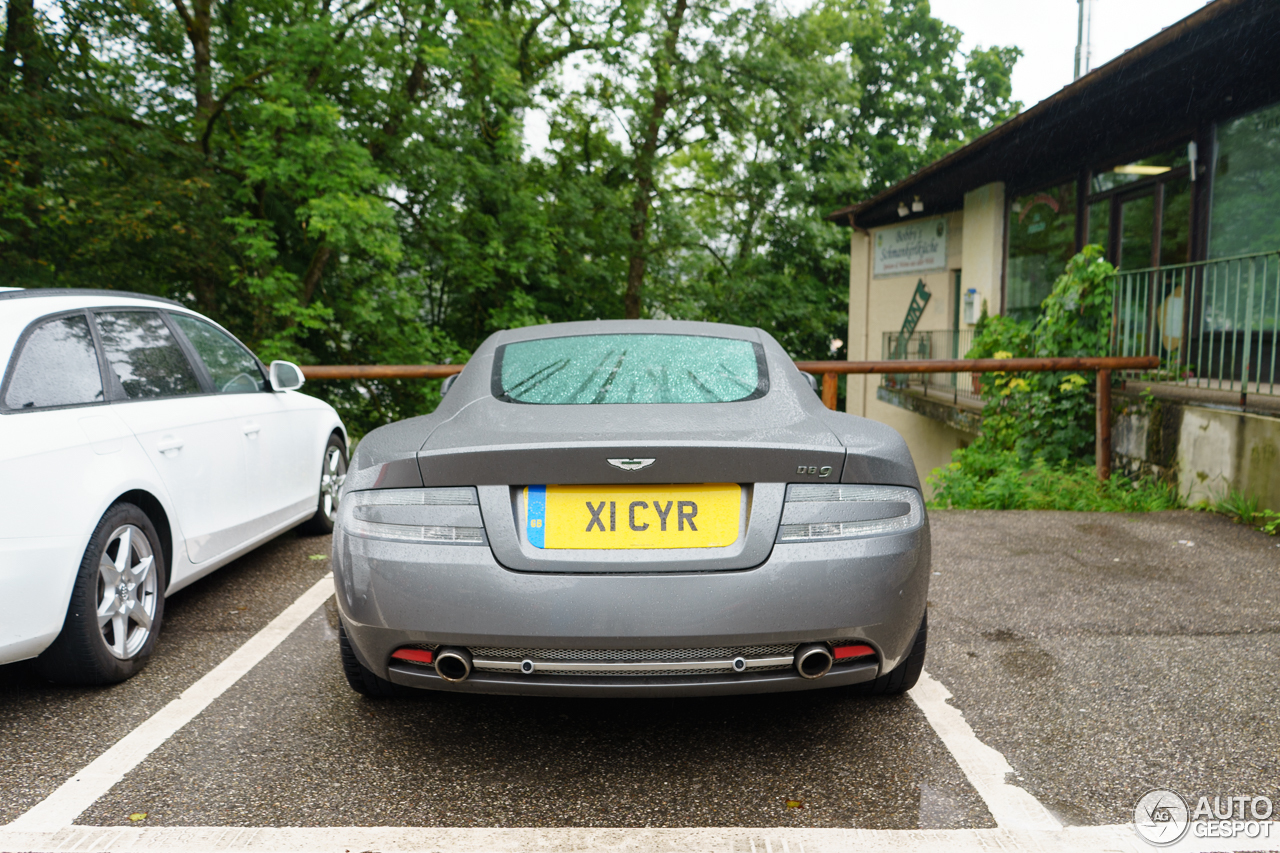 Aston Martin DB9