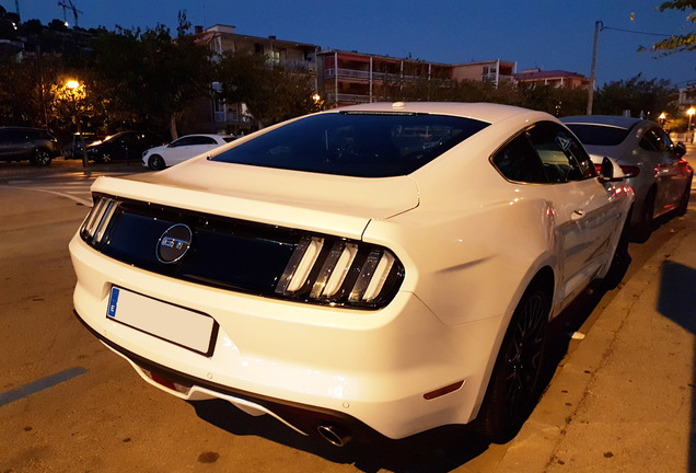 Ford Mustang GT 2015