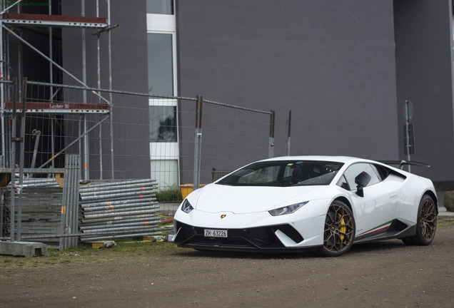 Lamborghini Huracán LP640-4 Performante