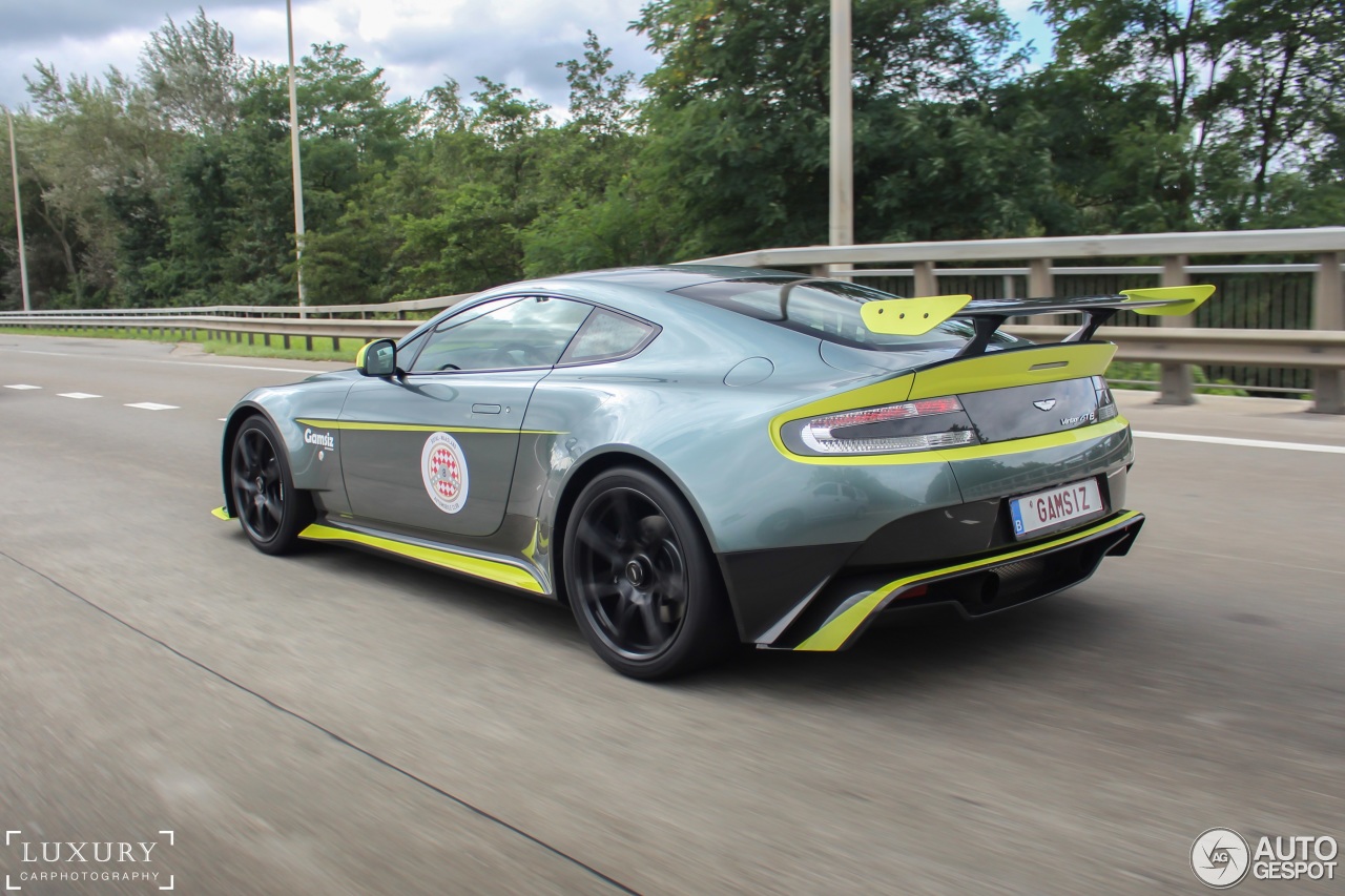 Aston Martin Vantage GT8