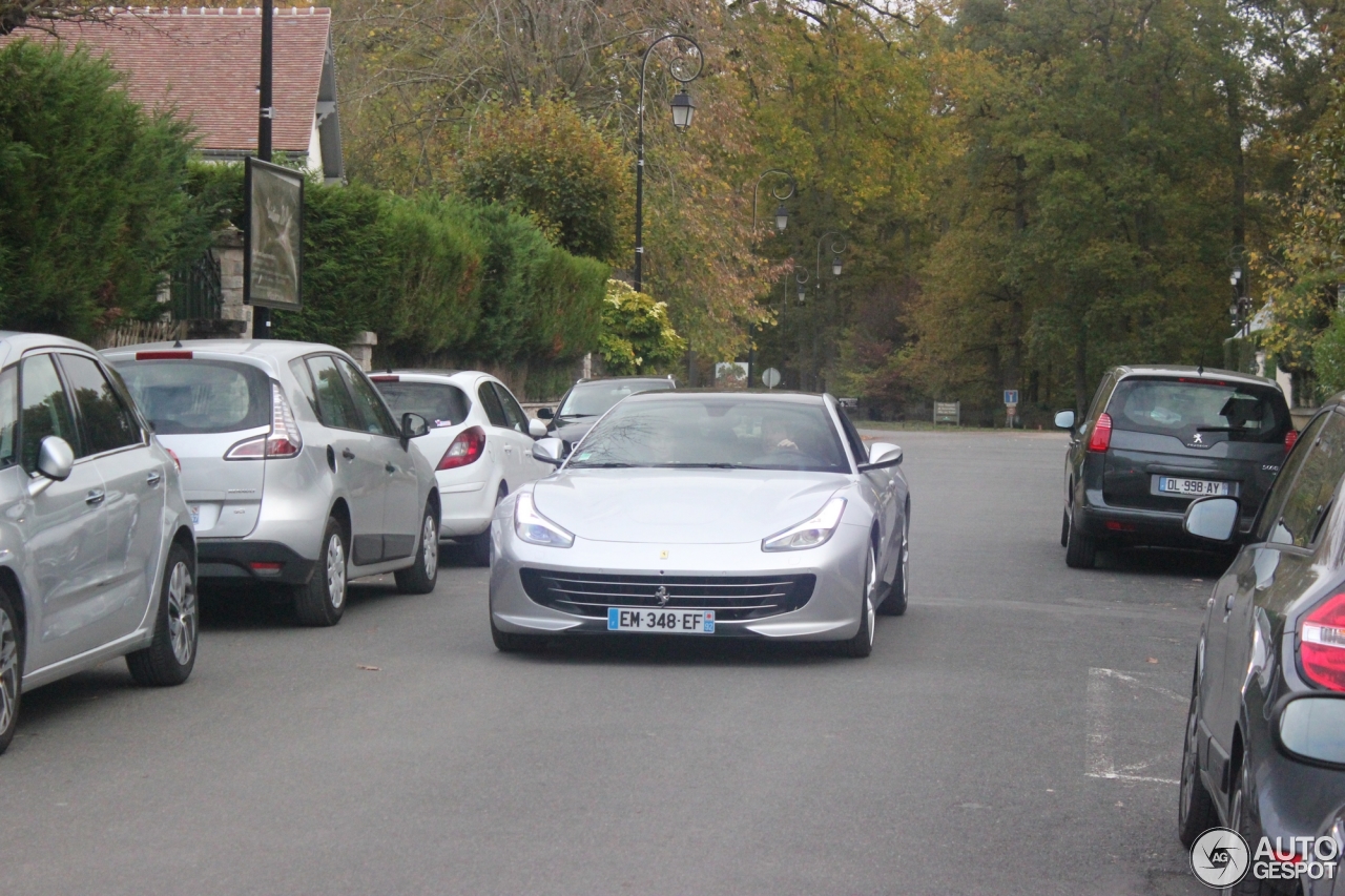 Ferrari GTC4Lusso T