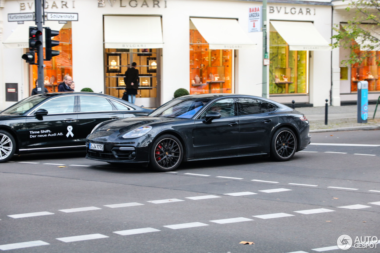 Porsche 971 Panamera Turbo