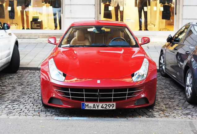 Ferrari FF