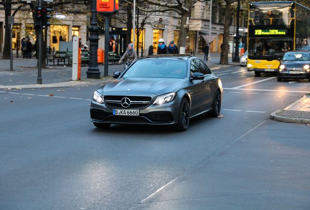 Mercedes-AMG C 63 W205