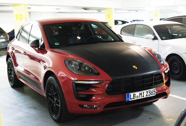 Porsche 95B Macan GTS