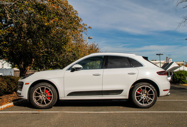 Porsche 95B Macan Turbo